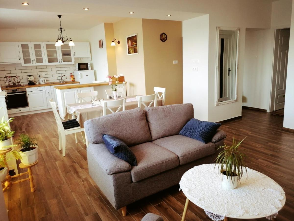 Elisoria Apartments Cserszegtomaj Bagian luar foto