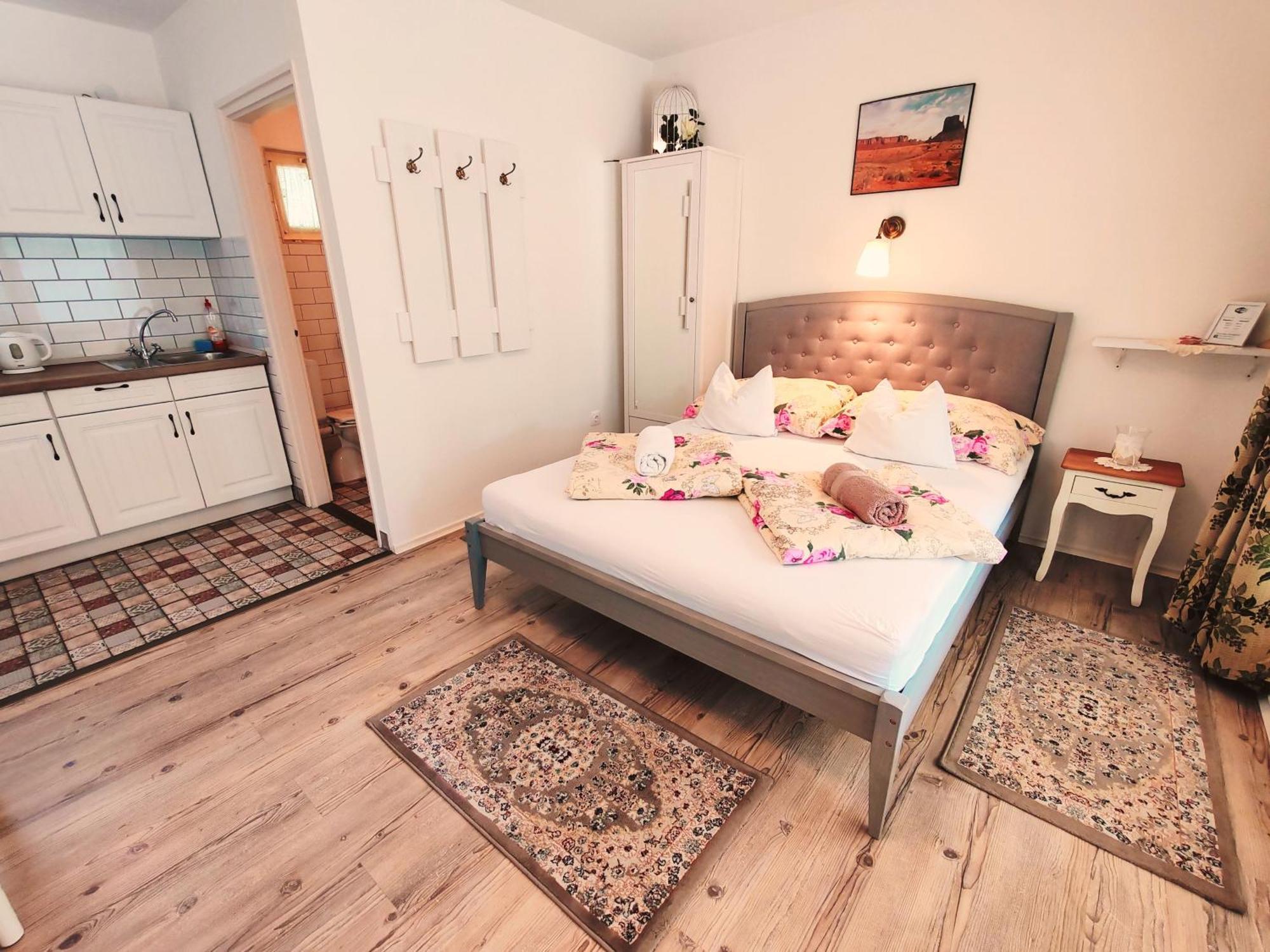 Elisoria Apartments Cserszegtomaj Bagian luar foto