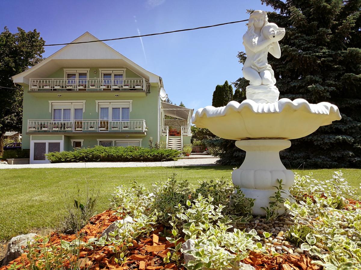 Elisoria Apartments Cserszegtomaj Bagian luar foto